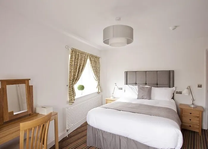 York 4 Star Hotels
