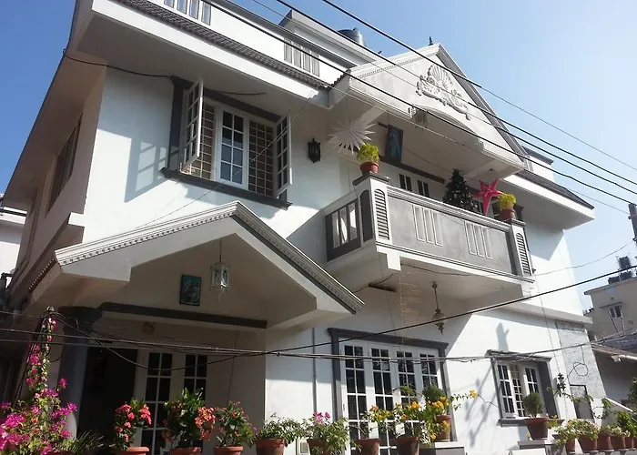 Kochi 4 Star Hotels